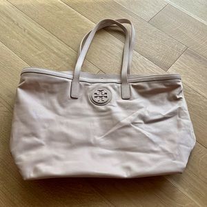 Tory Burch Nylon tote -blush pink